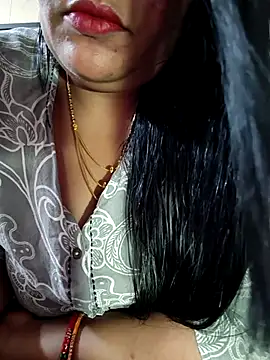 Snapshot of sneha_rose chatting on 10.06.25 sneha rose online show from 10.06.25