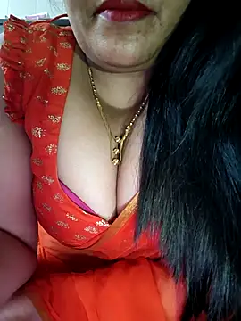 Snapshot of sneha_rose chatting on 12.02.25 sneha rose online show from 12.02.25