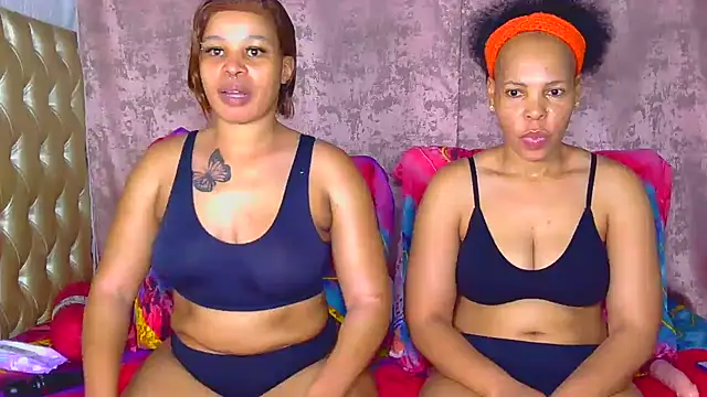 Snapshot of White_Porshe chatting on 10.27.25 White Porshe online show from 10.27.25