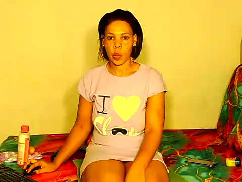 Snapshot of White_Porshe chatting on 11.17.25 White Porshe online show from 11.17.25