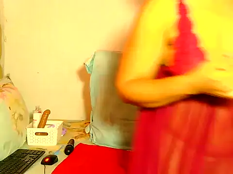 Snapshot of White_Porshe chatting on 02.01.26 White Porshe online show from 02.01.26