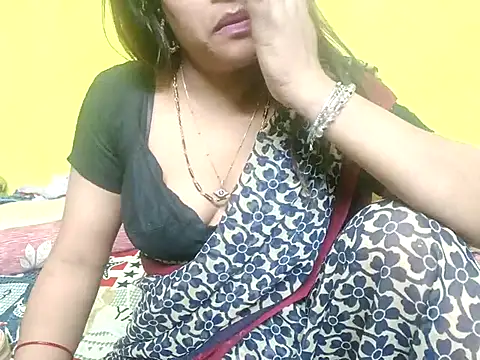 Snapshot of Sexyranibhabhi chatting on 12.23.25 Sexyranibhabhi online show from 12.23.25