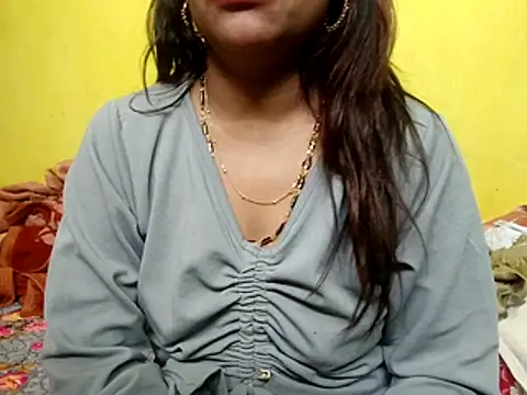 Snapshot of Sexyranibhabhi chatting on 02.13.26 Sexyranibhabhi online show from 02.13.26
