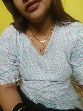 Snapshot of Sexyranibhabhi chatting on 05.19.26 Sexyranibhabhi online show from 05.19.26