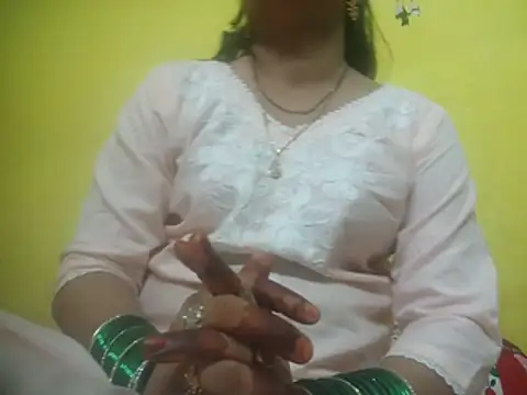 Sexyranibhabhi online show from 08.08.26