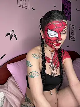 Snapshot of MoonAgnes chatting on 01.09.25 MoonAgnes online show from 01.09.25