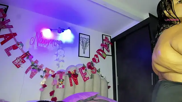 NaomiAsha online show from 02.25.25