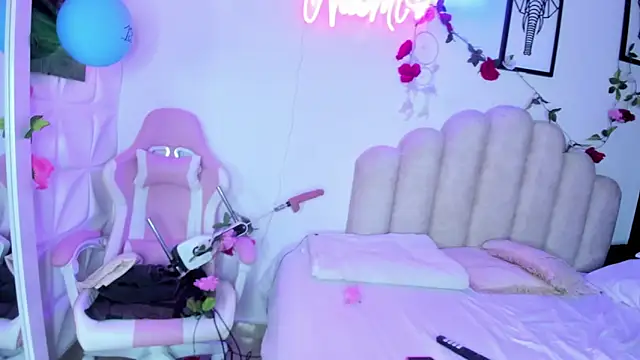 NaomiAsha online show from 03.15.25