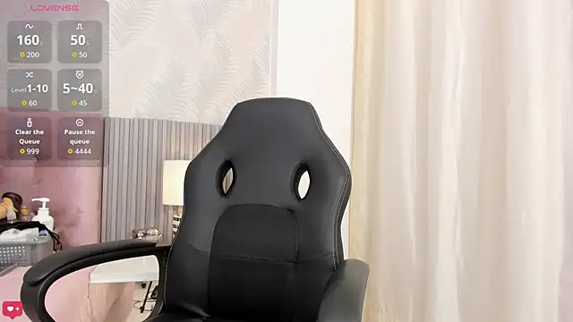 Kimmie kaboom x online show from 10.04.25