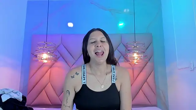AngelaaCute  online show from 06.25.26