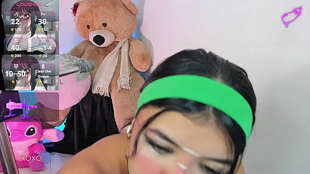 Lizz Tender online show from 05.08.26