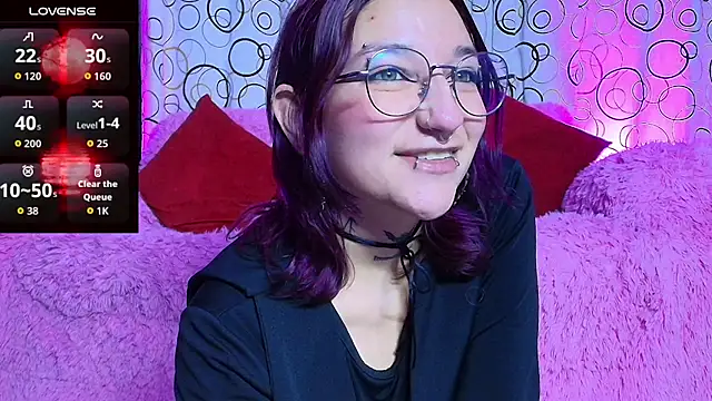 SukiFuyu  online show from 11.25.25