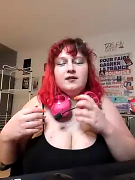 Snapshot of LadyRochester chatting on 05.08.26 LadyRochester online show from 05.08.26