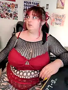 Snapshot of LadyRochester chatting on 05.18.26 LadyRochester online show from 05.18.26