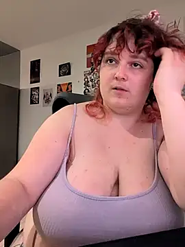 Snapshot of LadyRochester chatting on 07.07.26 LadyRochester online show from 07.07.26
