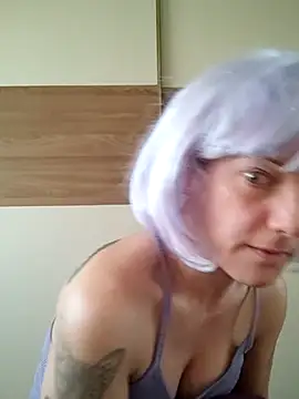 Snapshot of Dark_Angel_22 chatting on 03.05.25 Dark Angel 22 online show from 03.05.25