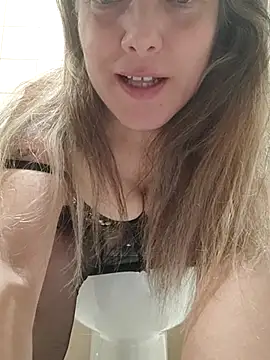 Snapshot of Dark_Angel_22 chatting on 11.13.25 Dark Angel 22 online show from 11.13.25