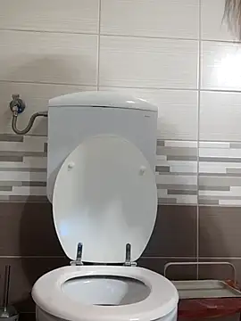 Snapshot of Dark_Angel_22 chatting on 12.16.25 Dark Angel 22 online show from 12.16.25