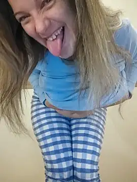 Snapshot of Dark_Angel_22 chatting on 03.03.26 Dark Angel 22 online show from 03.03.26