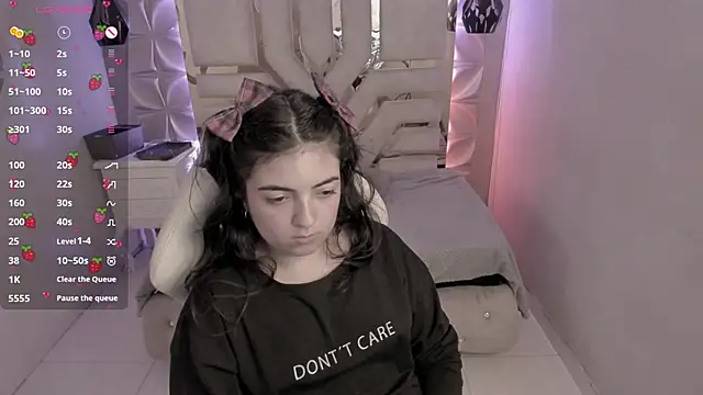 meraki fraise online show from 12.30.24