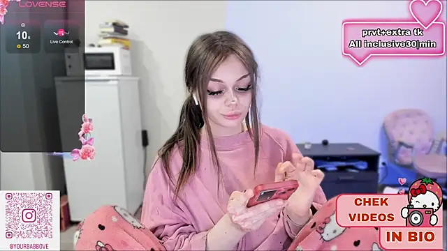 Snapshot of shy_melony chatting on 01.07.25 shy melony online show from 01.07.25