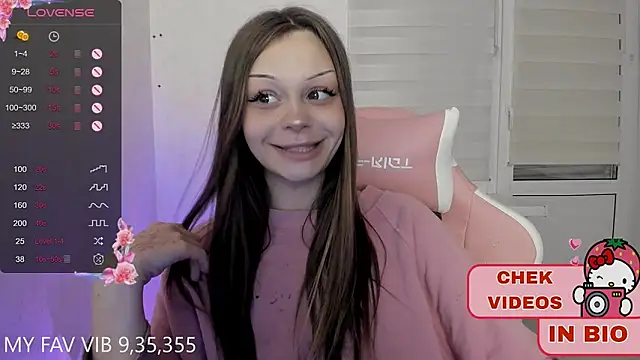 Snapshot of shy_melony chatting on 10.18.25 shy melony online show from 10.18.25