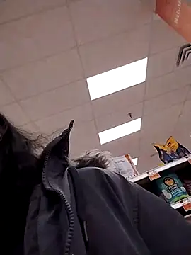 Snapshot of Squirtdream707 chatting on 02.21.25 Squirtdream707 online show from 02.21.25