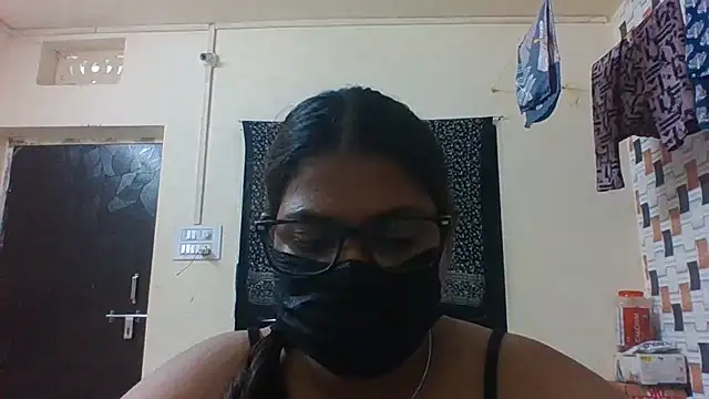 Hotmilfxox online show from 06.18.26