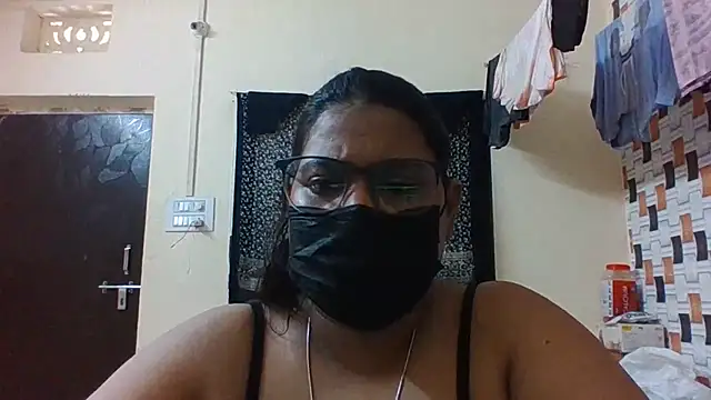 Hotmilfxox online show from 06.19.26