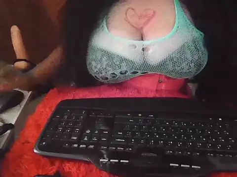 JulieJoe  online show from 11.12.25