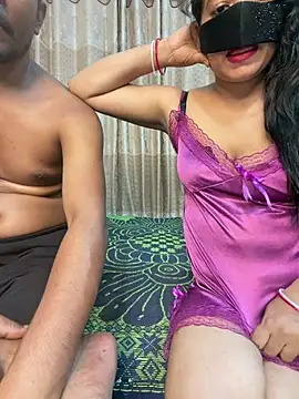 Snapshot of Desi_Best_Anal chatting on 05.03.26 Desi Best Anal online show from 05.03.26