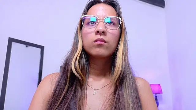 Snapshot of Skinny_hottie18 chatting on 02.06.25 Skinny hottie18 online show from 02.06.25