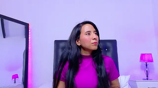 Snapshot of Skinny_hottie18 chatting on 10.02.25 Skinny hottie18 online show from 10.02.25