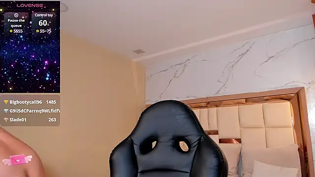 dulce santamaria online show from 12.21.24