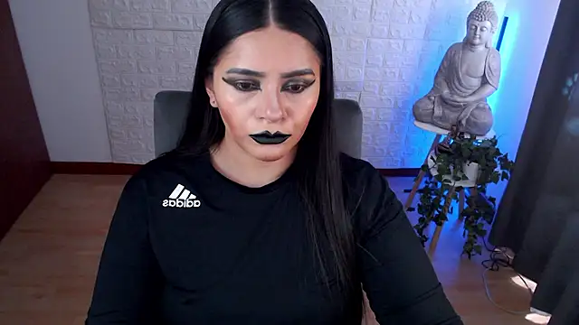 Snapshot of GODDESS_EVANS chatting on 01.28.25 GODDESS EVANS online show from 01.28.25