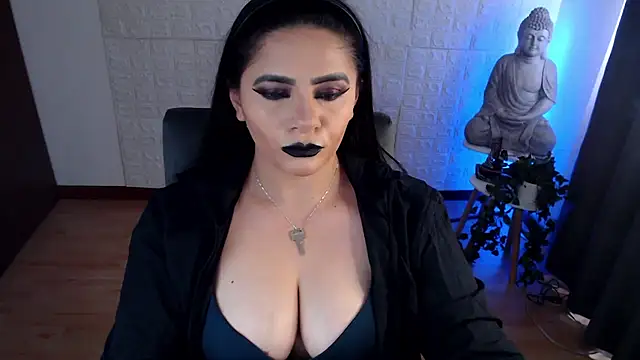 Snapshot of GODDESS_EVANS chatting on 03.01.25 GODDESS EVANS online show from 03.01.25