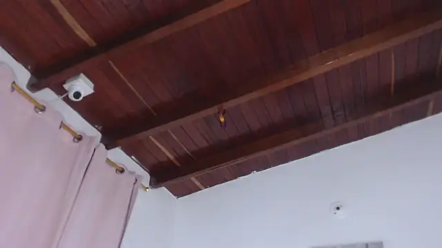 Amara Red online show from 10.23.25