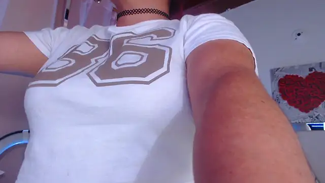 Amara Red online show from 07.03.26