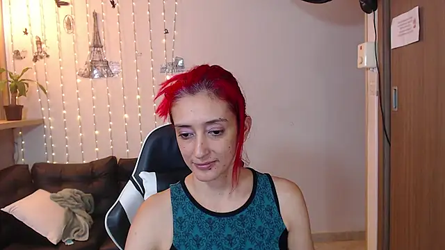 Snapshot of Ruby_Your_Milf chatting on 01.23.25 Ruby Your Milf online show from 01.23.25