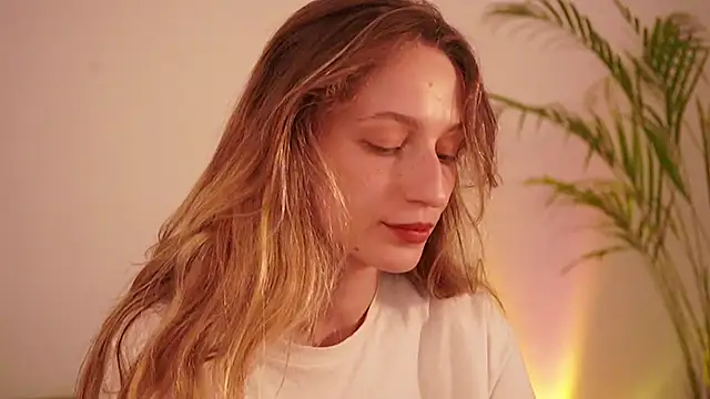 Snapshot of Stephany_talks chatting on 09.24.25 Stephany talks online show from 09.24.25