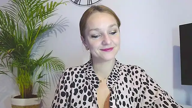 AliciaDesire online show from 11.21.25