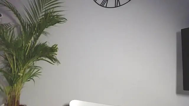 AliciaDesire online show from 12.18.25