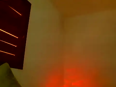 Snapshot of couplemilk chatting on 12.01.24 couplemilk online show from 12.01.24