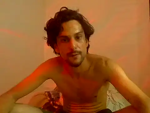 Snapshot of couplemilk chatting on 12.04.24 couplemilk online show from 12.04.24