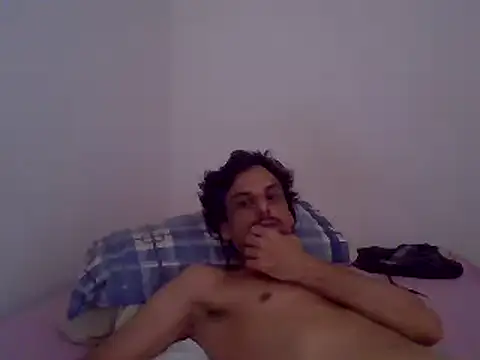 Snapshot of couplemilk chatting on 12.11.24 couplemilk online show from 12.11.24