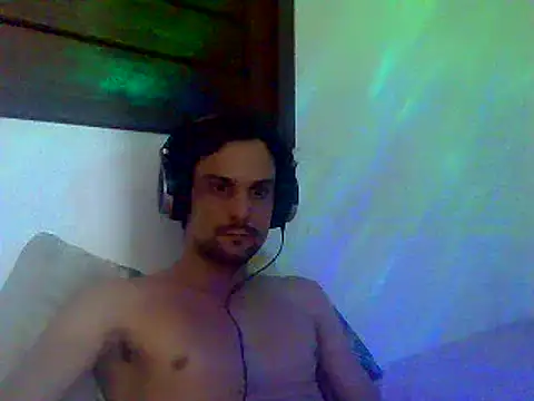 Snapshot of couplemilk chatting on 12.13.24 couplemilk online show from 12.13.24