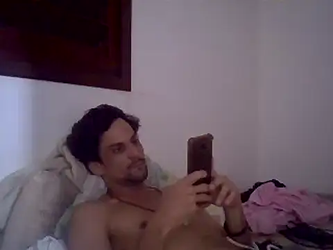 Snapshot of couplemilk chatting on 12.31.24 couplemilk online show from 12.31.24