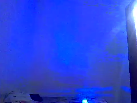 Snapshot of couplemilk chatting on 12.31.24 couplemilk online show from 12.31.24