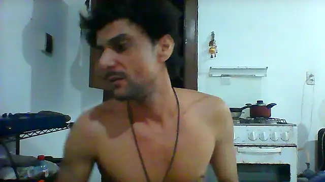 Snapshot of couplemilk chatting on 01.22.25 couplemilk online show from 01.22.25