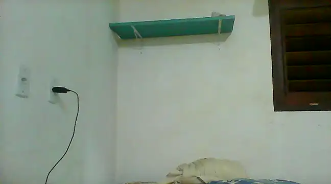 Snapshot of couplemilk chatting on 01.25.25 couplemilk online show from 01.25.25